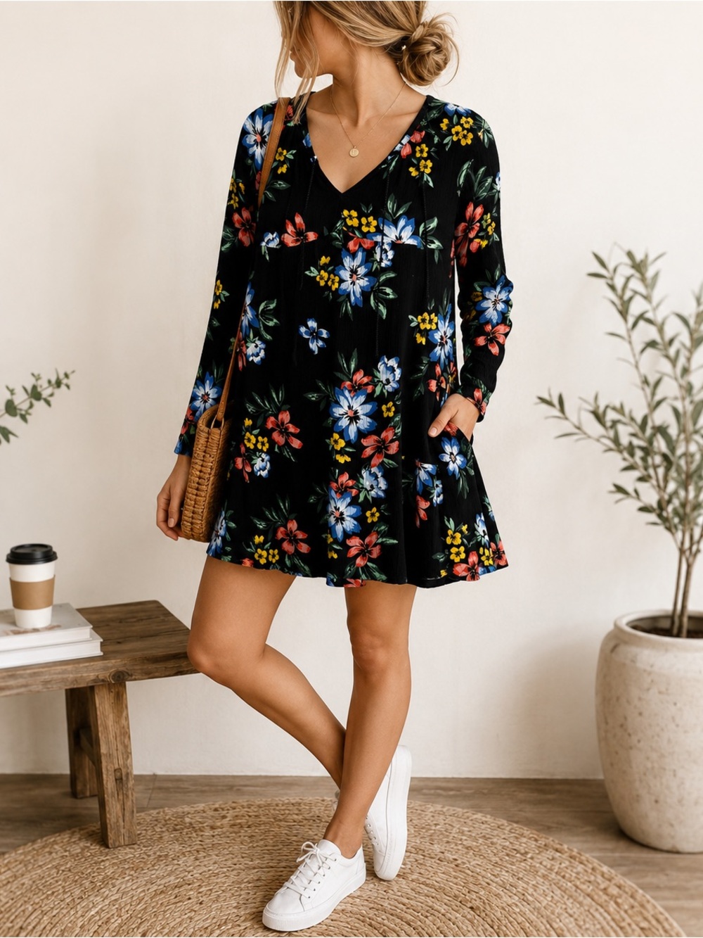 Old Navy‎ Black Floral Mini Dress Medium Long Sleeve V-Neck Swing Boho Rayon